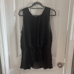 Bisou Bisou Black Sleeveless Blouse